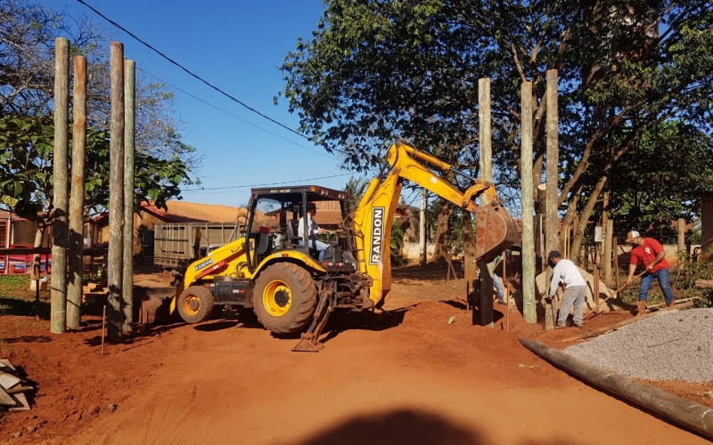 Início da construção do Portal Caminho das Paineiras em Altônia